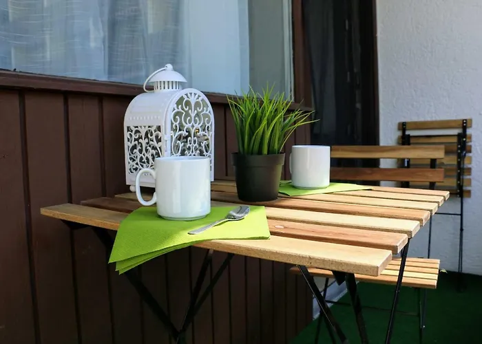 Green Wall Apartment Kaprun *