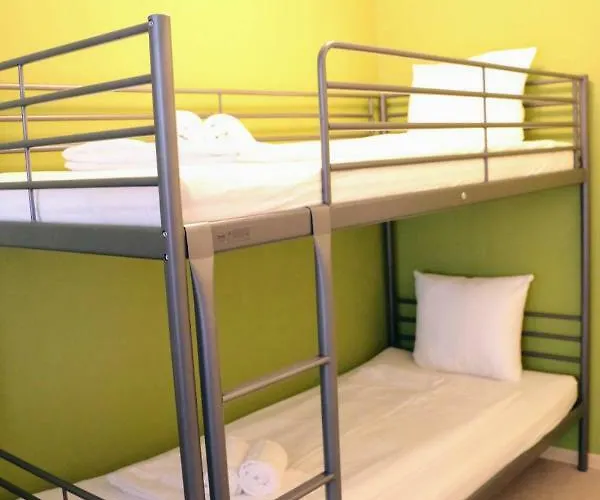 Green Wall Apartment Kaprun