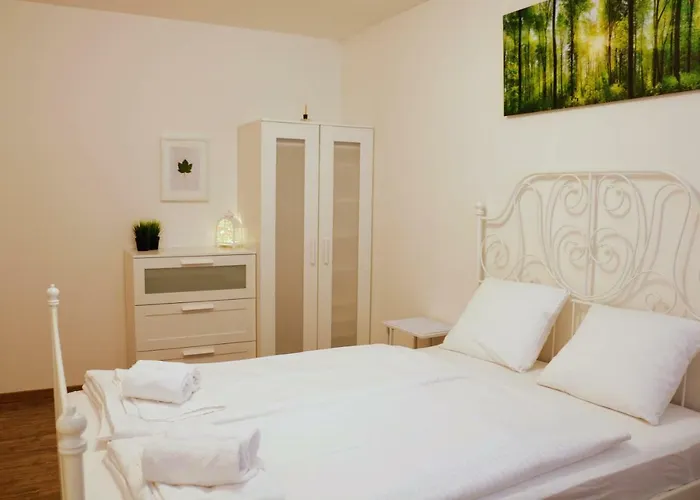 Green Wall Apartment Kaprun Διαμέρισμα Kaprun